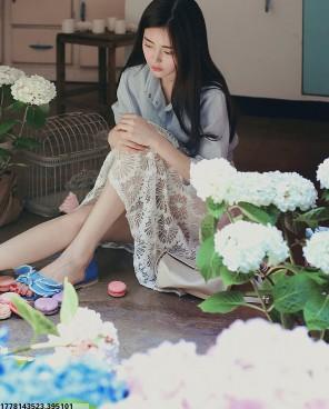 定冈小百合